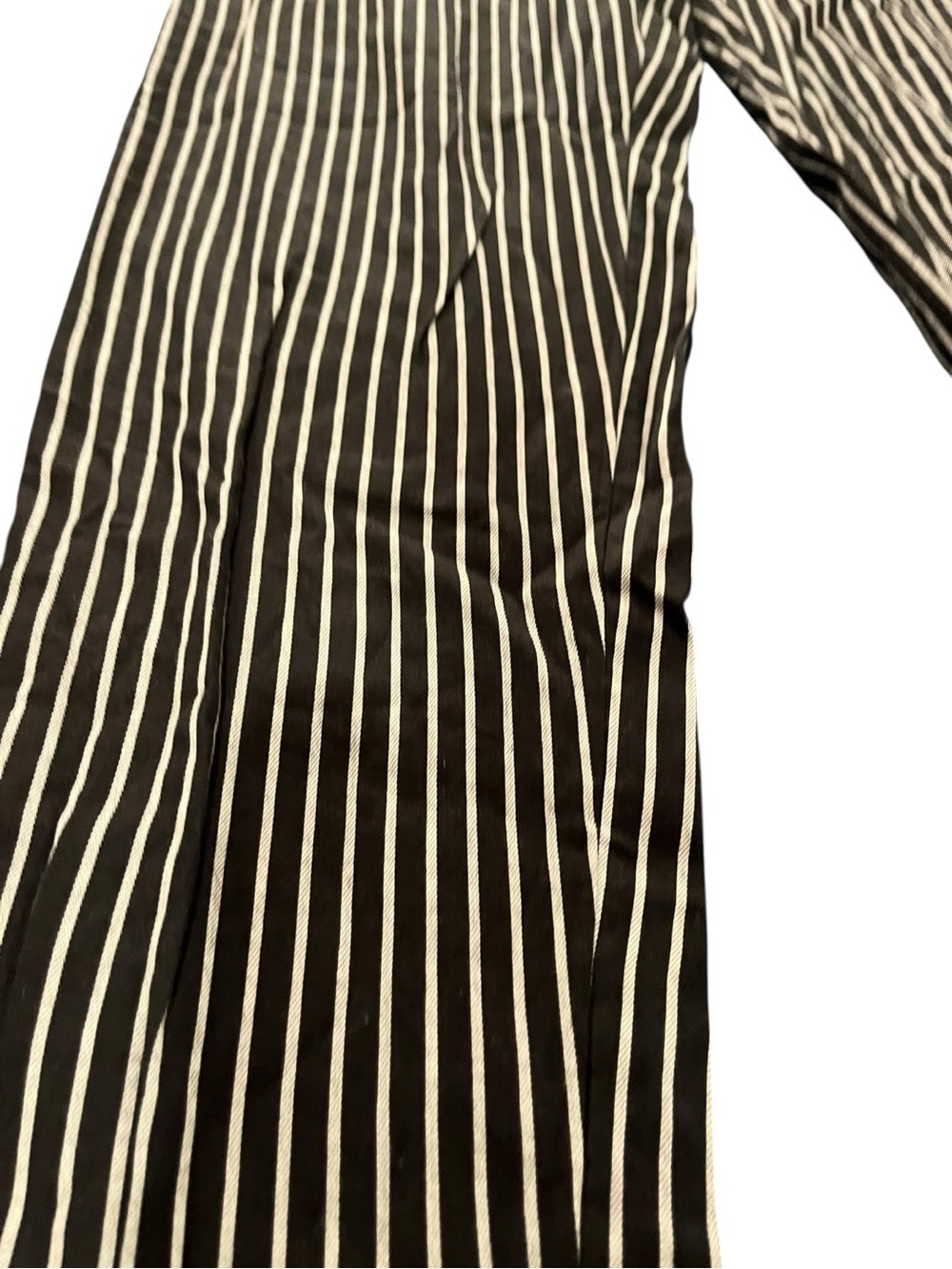 Billabong Black and White Vertical-Stripe Pants NWT - Picture 4 of 12